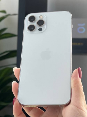 iPhone 12 Pro 128 Гб, серебристый