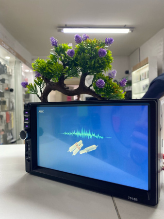 Автомагнитола 2 Din Car MP5 Player 7018В