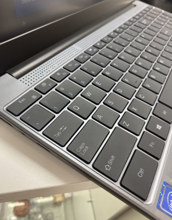 Ноутбук V16 (16/256 ГБ) Os win10 Pro