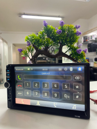 Автомагнитола 2 Din Car MP5 Player 7018В