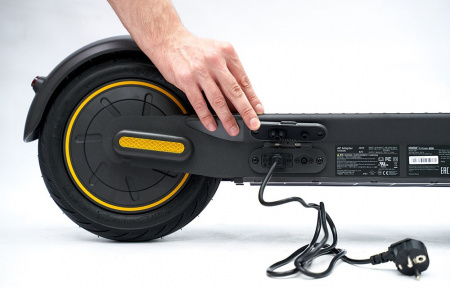 Электросамокат Ninebot KickScooter Max G30P