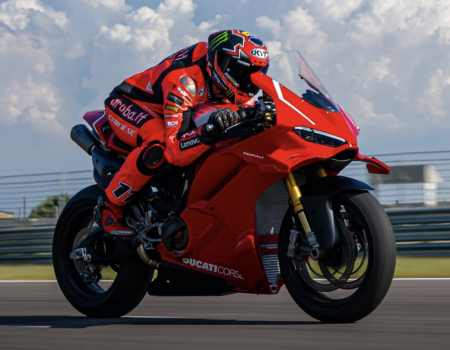 Мотоцикл Ducati Panigale V4 "Огненный клык"