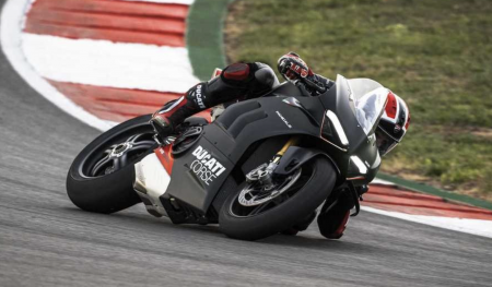 Мотоцикл Ducati Panigale V4 "Дракон" 