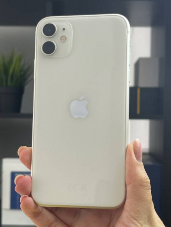 iPhone 11 256 Гб , белый